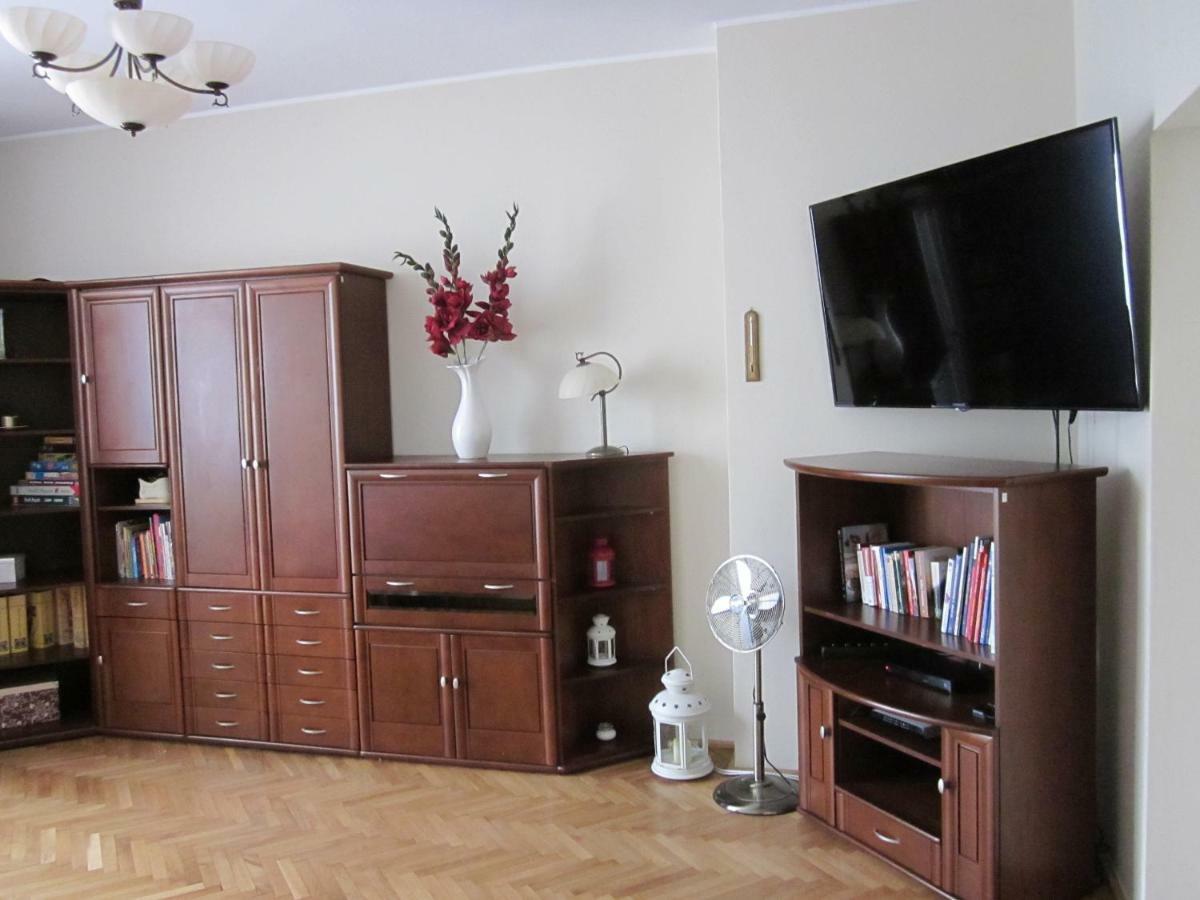 Centrum, 700M Do Plazy - 2 Sypialnie, Salon, Balkon, Bezplatny Parking, Gdynia Eksteriør billede