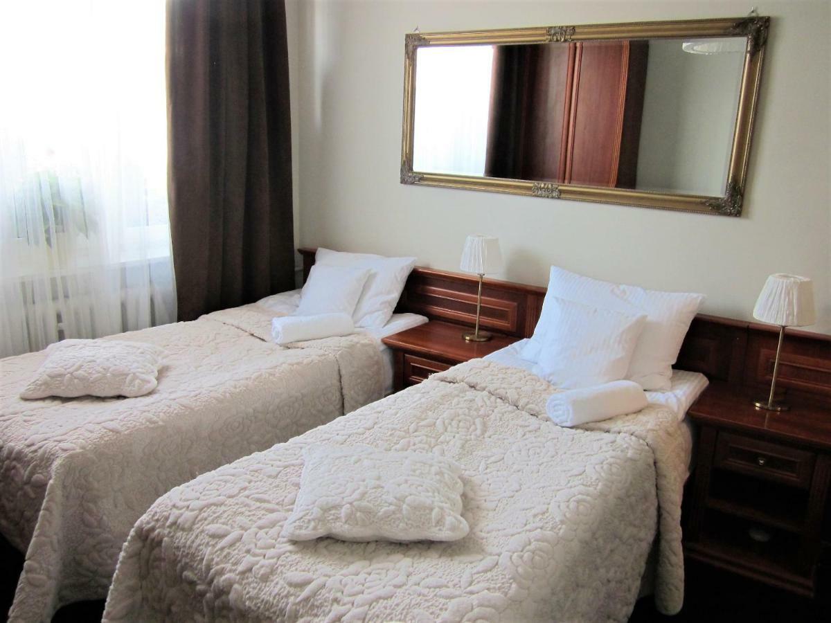 Centrum, 700M Do Plazy - 2 Sypialnie, Salon, Balkon, Bezplatny Parking, Gdynia Eksteriør billede
